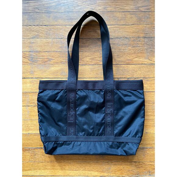 LESPORTSAC Large Black Shoulder Bag sz OS - Picture 6 of 13